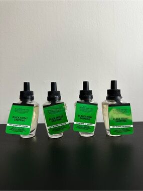 Wallflowers Bundle of 4 - Black Friday Shopping